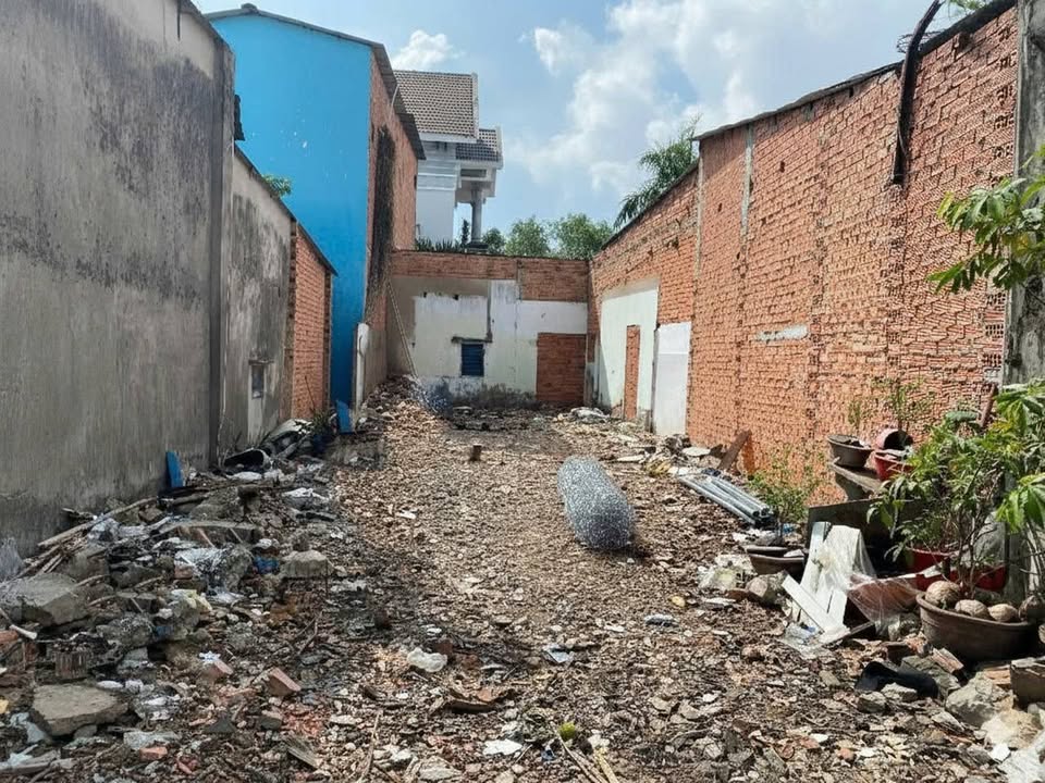 Đất mặt tiền Đông Hưng Thuận 121.8m² giá 3 tỷ - Cơ hội đầu tư tuyệt vời!