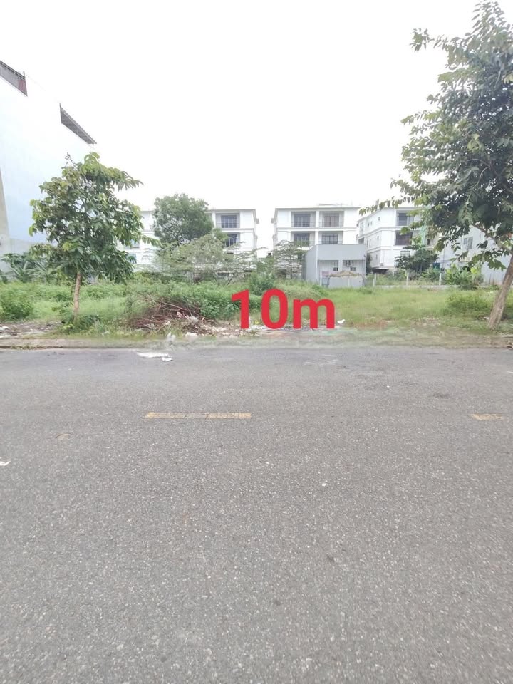 Đất nền Phương Trang A1 - Đà Nẵng 210m² - Cách biển chỉ vài bước chân!