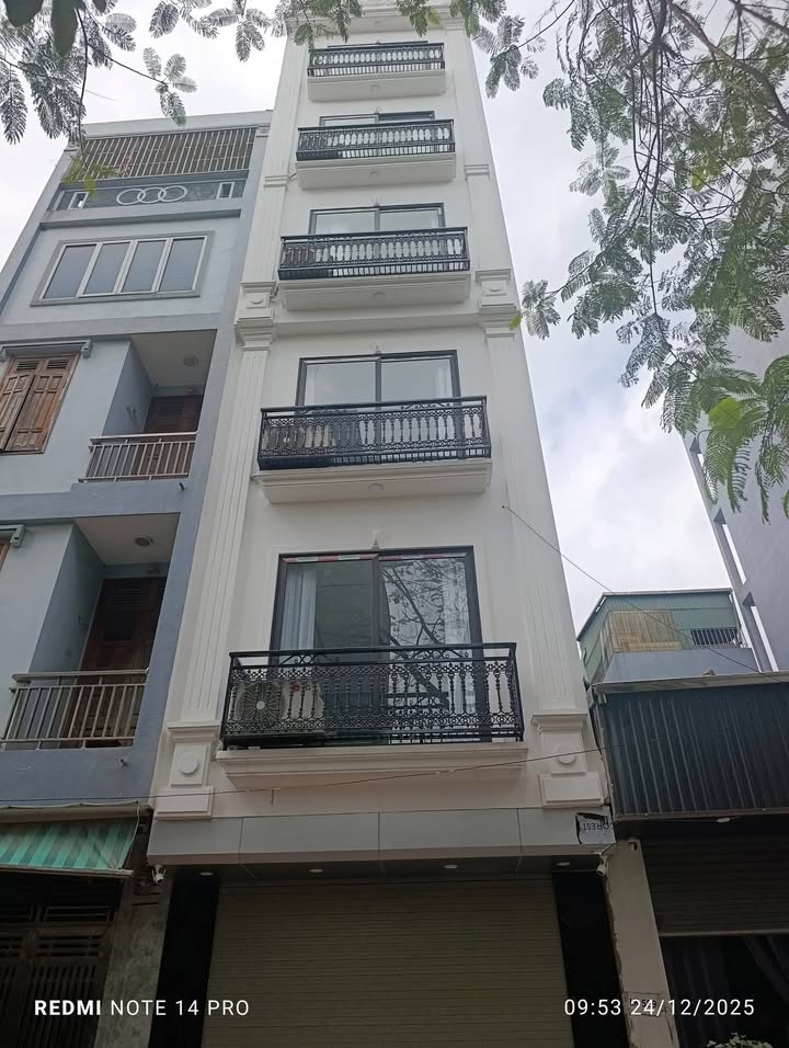 Nhà phố Yên Nghĩa Hà Đông 50m² giá 16 tỷ - Kinh doanh thuận lợi với 7 tầng thang máy