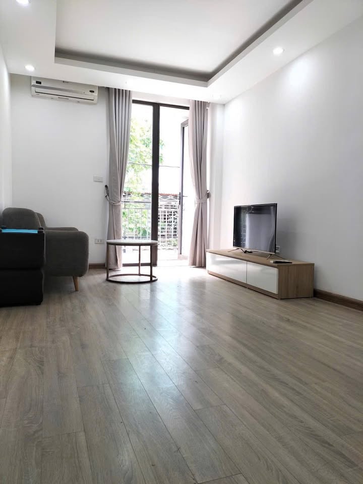 Căn hộ cho thuê Ngõ 9 Khuất Duy Tiến, Thanh Xuân 40m² giá 8.2 triệu - Full nội thất, sẵn sàng vào ở!
