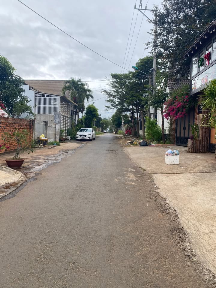 Đất mặt tiền Phạm Ngũ Lão, Buôn Ma Thuột 297m² giá 6.3 tỷ - Đầu tư sinh lời ngay!