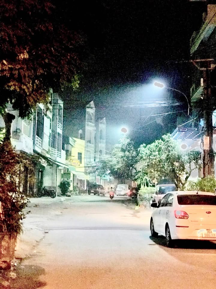 Nhà mặt tiền kinh doanh Trần Xuân Soạn, Đông Thọ 100m² giá 5.95 tỷ - Sẵn sàng thương lượng!