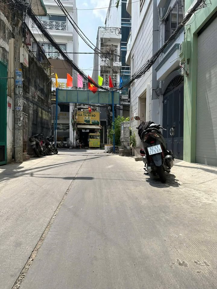 Nhà phố Hồ Bá Kiện Quận 10 66.6m² giá 15 tỷ - Cơ hội đầu tư sinh lời!