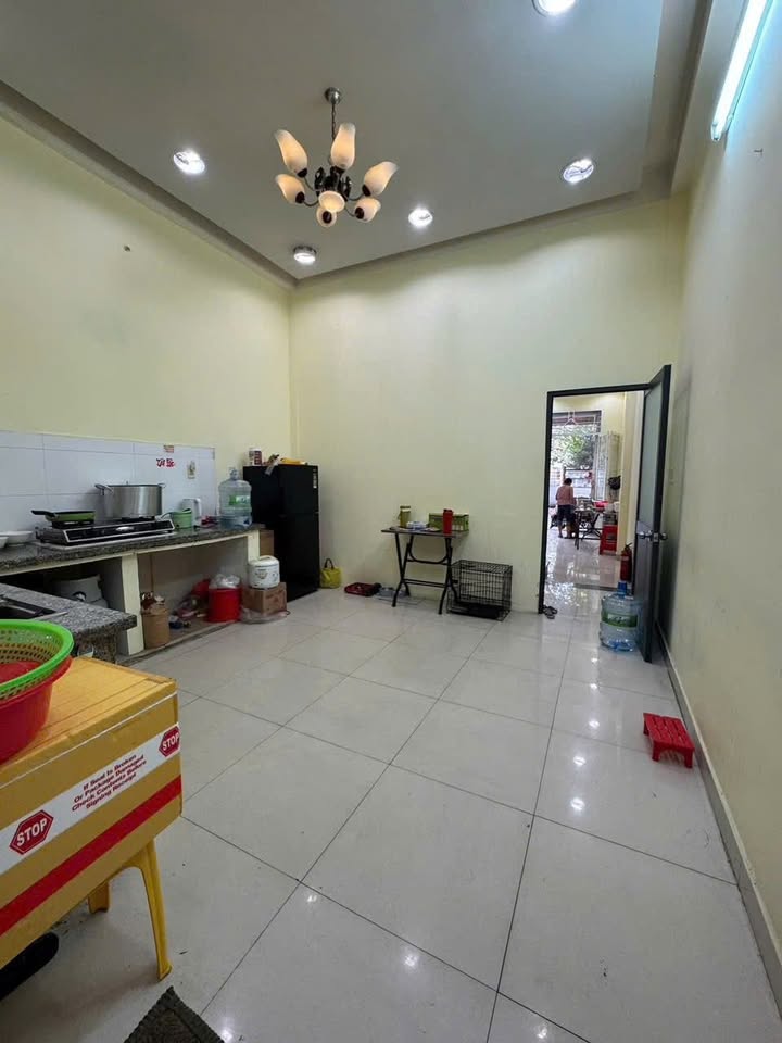 Mặt bằng cho thuê mặt tiền đường Cao Lỗ, quận 8, diện tích 60m² - Kinh doanh thuận lợi!