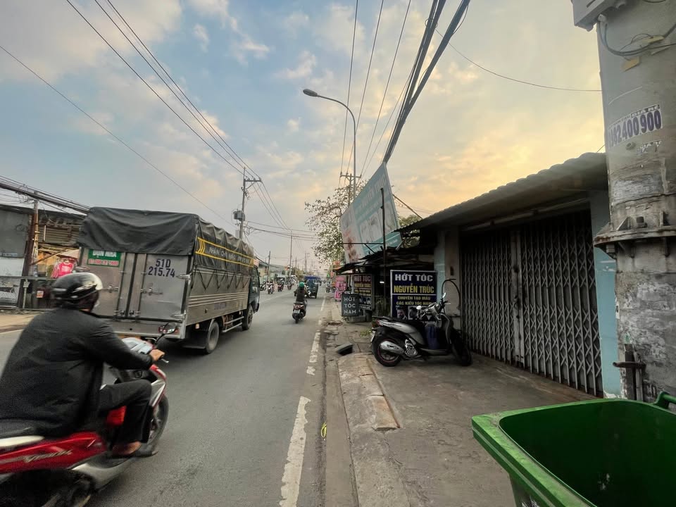 Shophouse cho thuê quận Bình Tân 30m² giá 7 triệu - Không chung chủ, vào ở ngay!