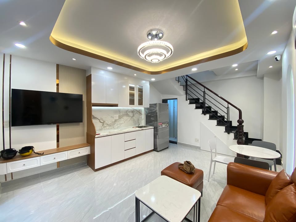 Nhà phố Bùi Đình Tuý, Bình Thạnh 32m² giá 1 tỷ - Full nội thất, kinh doanh tuyệt vời!