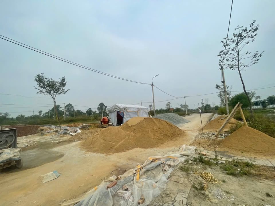 Lô đất đẹp tại Đông Tiến, Đông Sơn 100m² giá 860 triệu - Sổ hồng chính chủ!