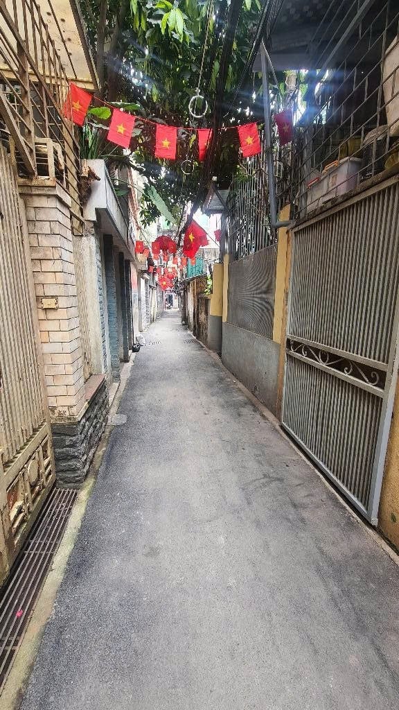 Nhà ở Tứ Liên - Tây Hồ 66,2m² giá 12 tỷ - An ninh tuyệt đối, hàng xóm toàn quan chức