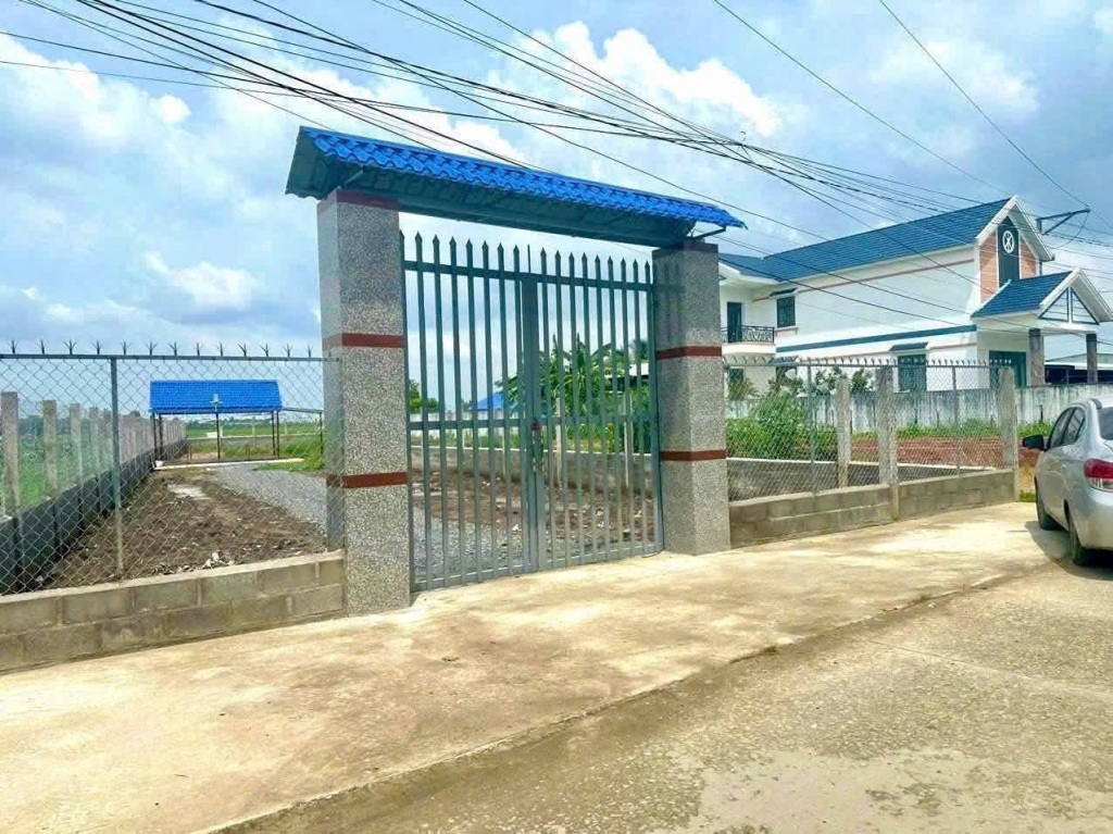 Bán đất khuôn viên nhà vườn Ấp 3, Thạnh Đức 1170m² giá 2.6 tỷ - Xây dựng tự do!