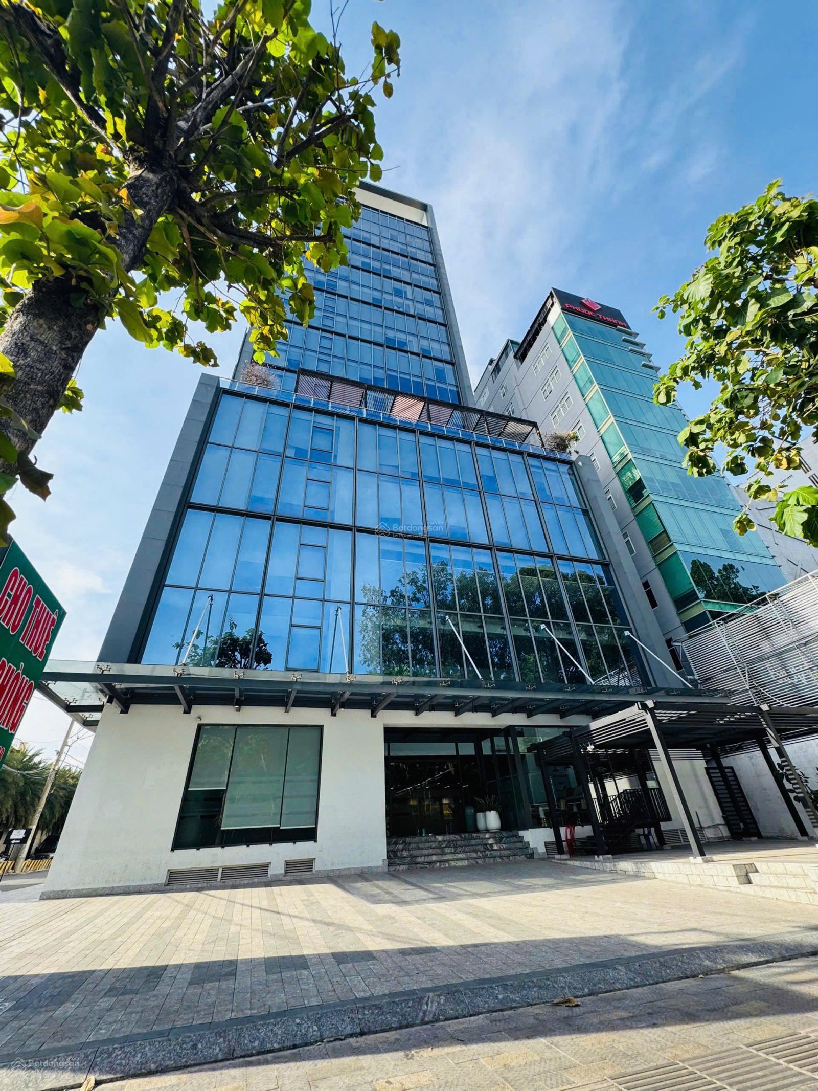 Cho thuê toà nhà mặt tiền 2 Bis Nguyễn Thị Minh Khai, Quận 1, 1540m² - Khu vực sầm uất, thuận tiện kinh doanh!