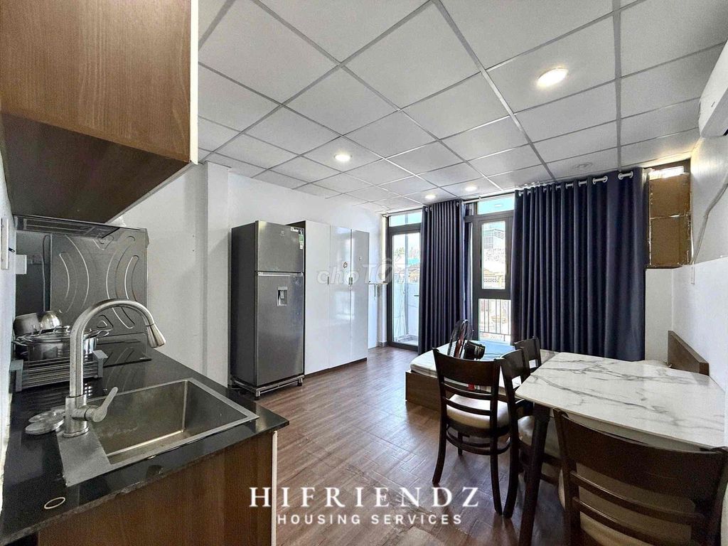 Căn hộ dịch vụ cao cấp Q10, 28m² giá 6.5 triệu - Full nội thất, an ninh 24/7!