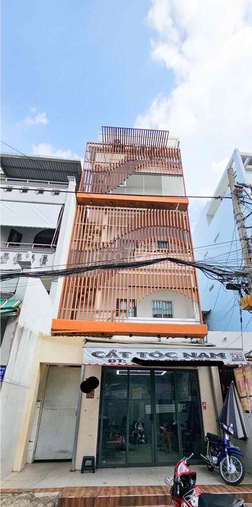 Mặt bằng cho thuê Đường Thái Phiên Q11 40m² giá 11.8 triệu - Vị trí đắc địa, thuận lợi kinh doanh!