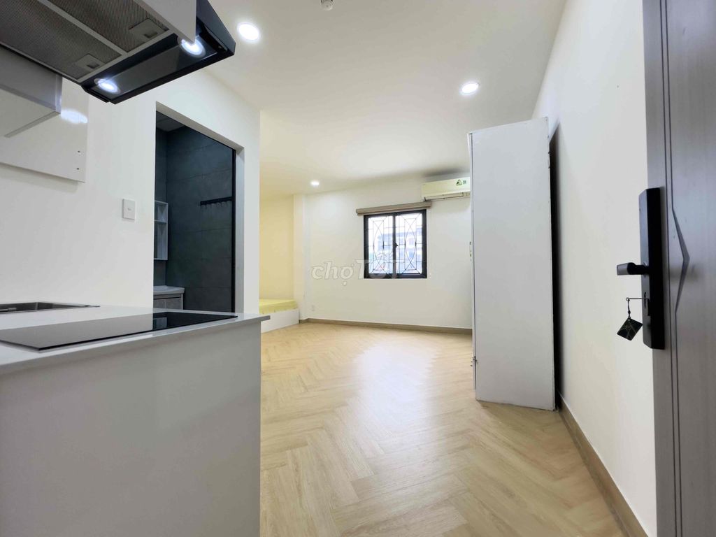 Căn hộ CMT8 Quận 10 30m² giá 6.7 triệu - Chính chủ cho thuê ngay!