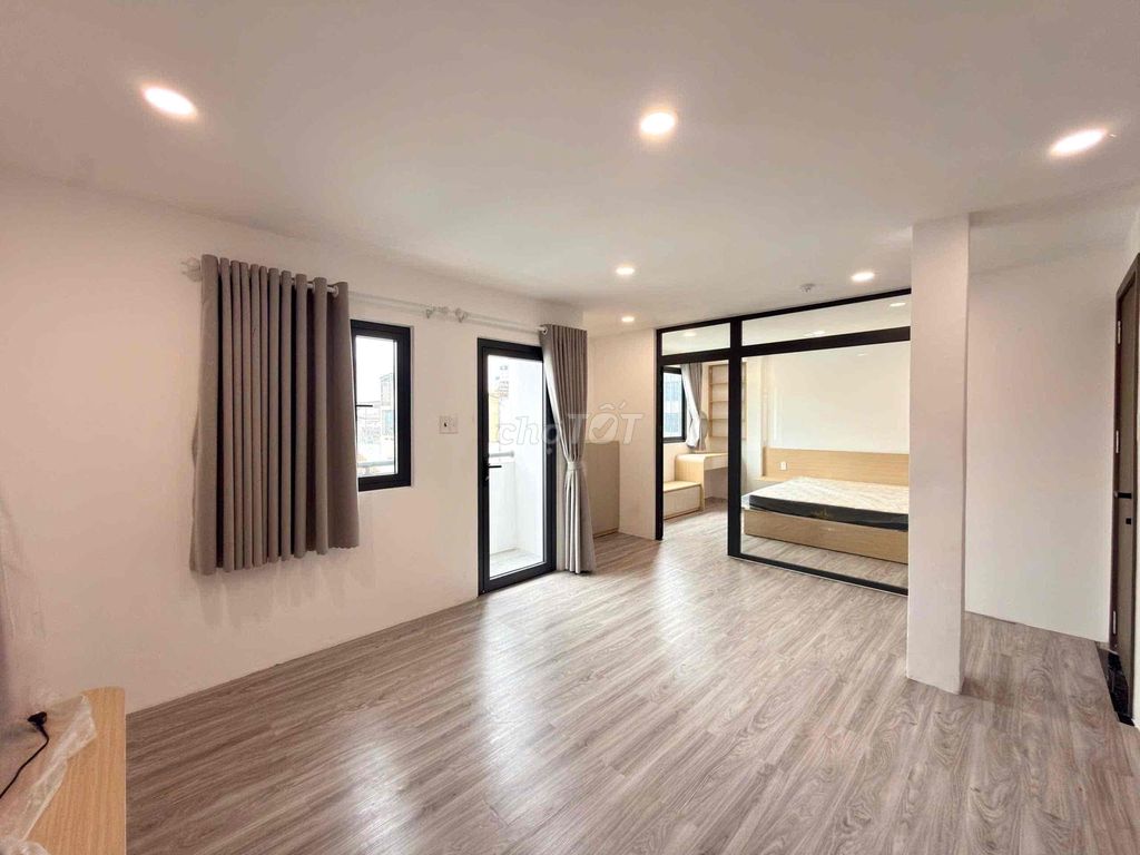 Căn hộ 1PN Nguyễn Văn Cừ 50m² chỉ 13 triệu - Full nội thất cao cấp, ưu đãi ngay hôm nay!