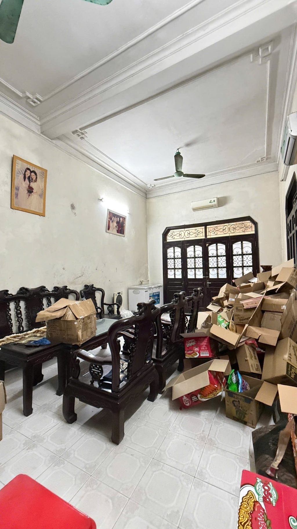 Bán nhà phố Âu Cơ Tây Hồ 250m² giá 10.75 tỷ - Lô góc đắc địa, sẵn sàng đầu tư!