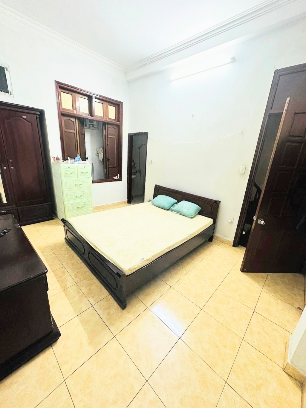 Bán nhà Trần Duy Hưng, Cầu Giấy 40m² giá 15.5 tỷ - Ô tô đỗ cổng, 10m ra phố!