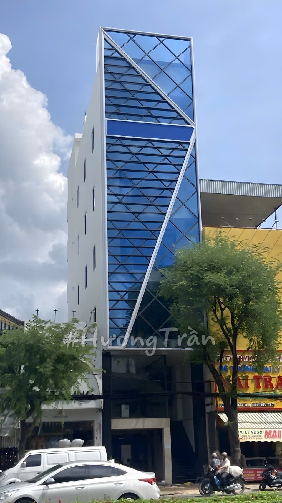 Tòa nhà mặt tiền 30 tháng 4, Ninh Kiều, Cần Thơ - 180 triệu/tháng - Kinh doanh đa ngành lý tưởng!