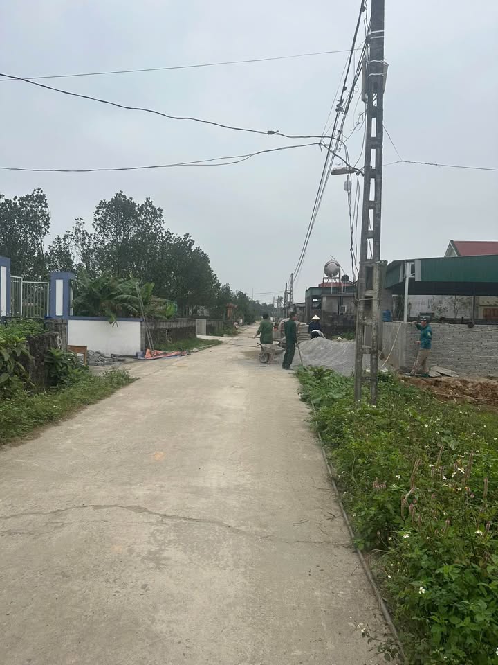 Đất nền Nghi Kiều 200m² giá 1.3 tỷ - Sổ đỏ chính chủ, mặt tiền đường lớn!