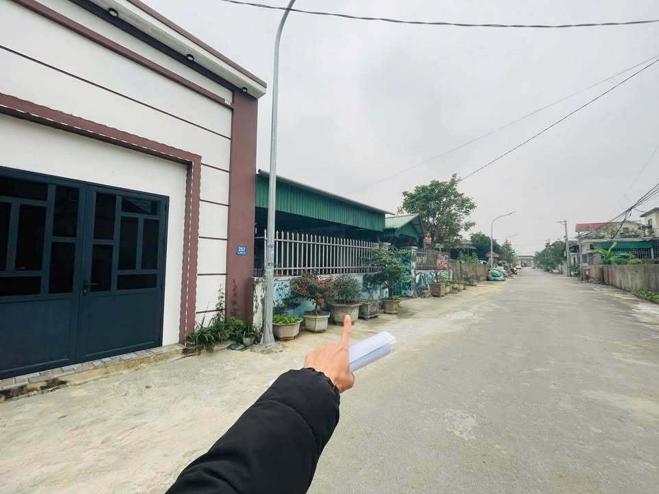 Đất nền mặt đường Quyết Tiến, Nghi Kim 122m² giá 3.75 tỷ - Đường đẹp, vị trí đắc địa!