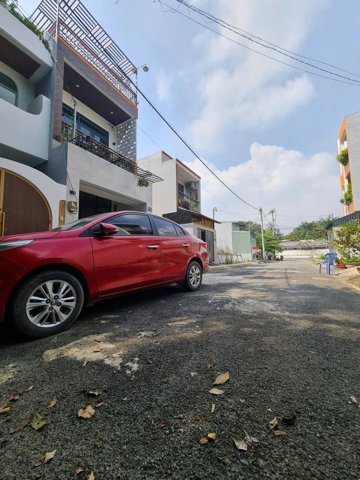 Đất nền Trại Nhím Q9 55.5m² giá 3.2 tỷ - Vị trí đắc địa gần mặt đường