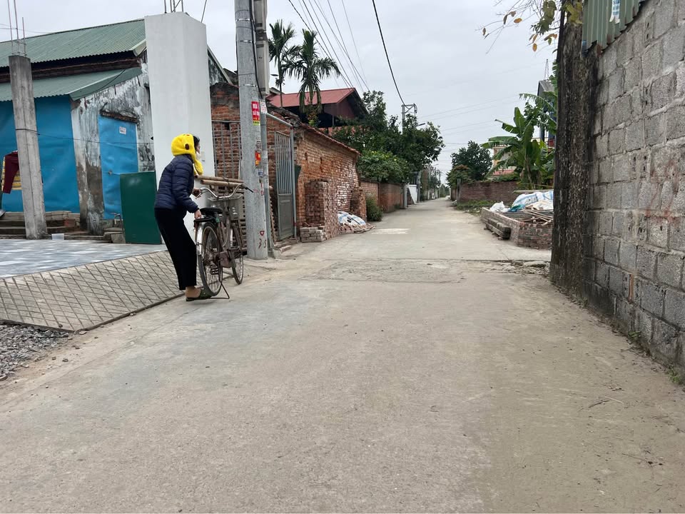 Đất nền Dương Xá, Mỹ Hào 135m² giá 2 tỷ - Sổ đỏ chính chủ, vuông vắn đẹp!