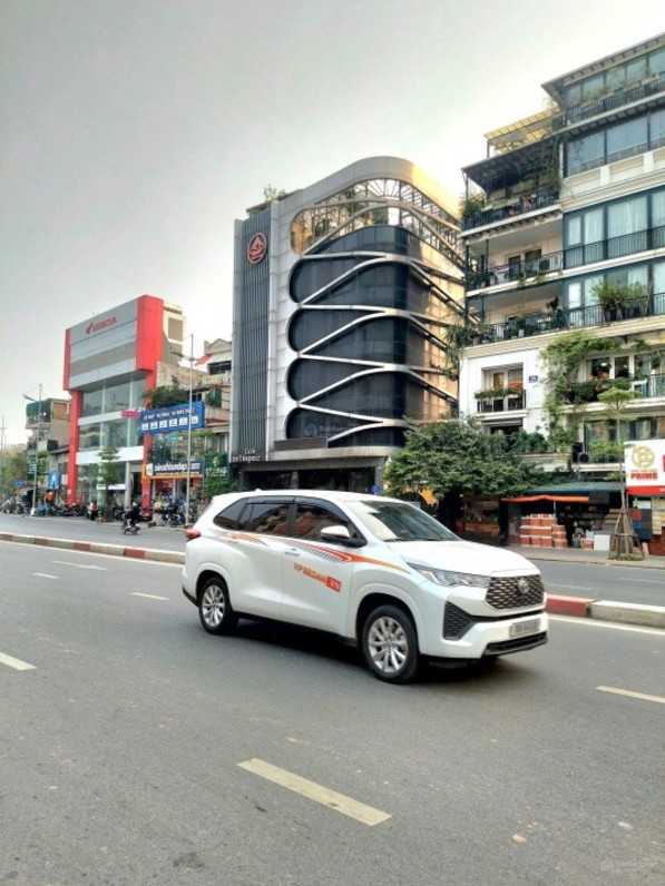 Nhà mặt phố Quảng An, Tây Hồ 130m² giá 56 tỷ - Đầu tư sinh lời ngay lập tức!