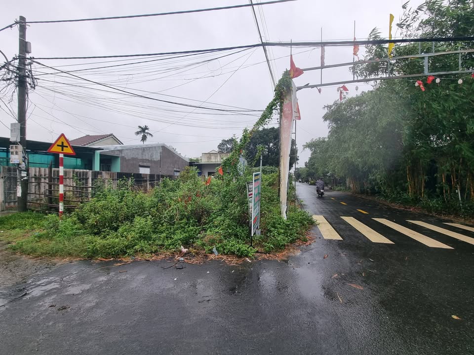 Đất nền Bến Trễ, Hội An 125m² giá 2 tỷ - Lô góc 2 mặt tiền thông thoáng!