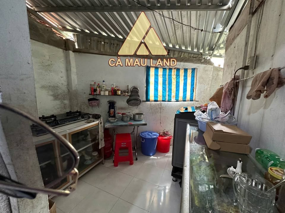 Nhà cấp 4 Tân Thành Cà Mau 162m² giá 2.1 tỷ - Kinh doanh thuận lợi!