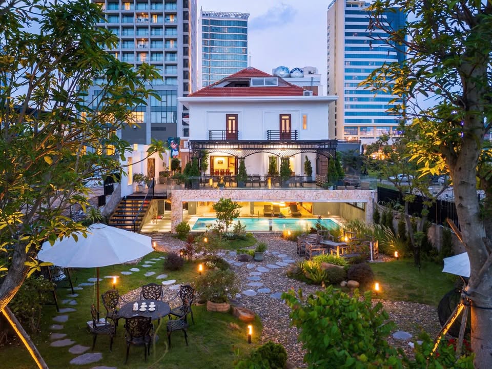 Biệt thự cho thuê tại Hạ Long 1000m² giá 500 triệu - Sống chậm giữa thiên nhiên!