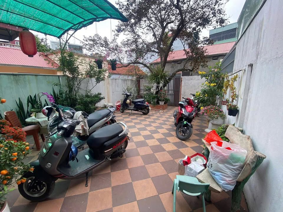 Nhà cho thuê mặt ngõ Hồ Sen, Lê Chân, Hải Phòng 100m² - Phù hợp kinh doanh sạch sẽ!