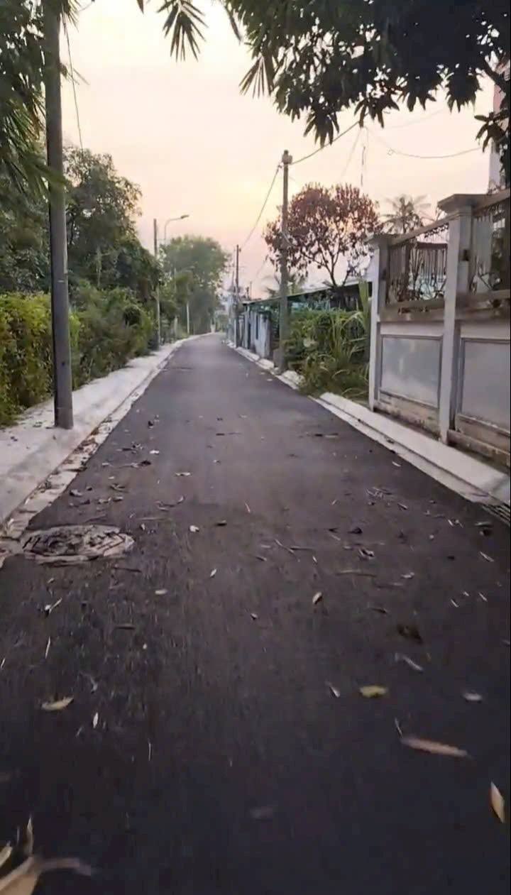 Đất nền mặt tiền đường 12 Trường Thạnh, Quận 9 giá 6.2 tỷ - Đầu tư sinh lời hiếm có!