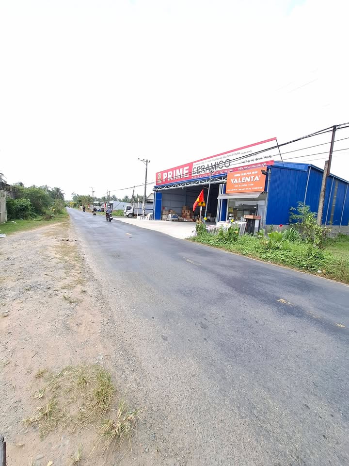 Đất mặt tiền nhựa Hương Lộ 13, Trà Vinh 441m² giá 850 triệu - Tiềm năng đầu tư cao!
