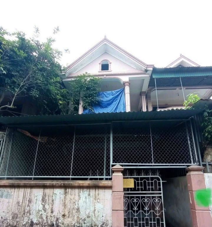 Nhà cho thuê 2 tầng đường Hoàng Văn Thụ, Vinh 100m² chỉ 5 triệu/tháng - Nội thất cơ bản, ô tô đỗ cửa!