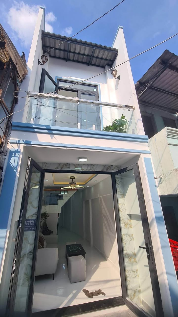 Nhà bán đường Bến Bình Đông, quận 8 - Diện tích 28.6m², giá 3.2 tỷ - Sổ hồng công chứng ngay!