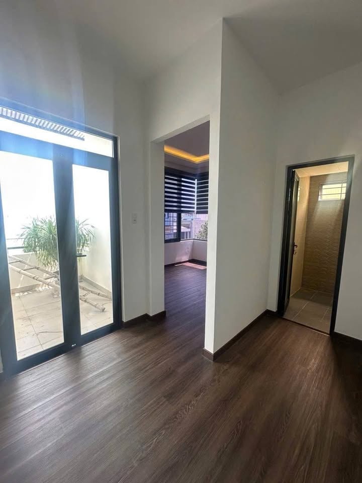 Nhà mặt tiền đường Phan Xích Long, Đà Nẵng 60m² - Dòng tiền ổn định từ cho thuê!