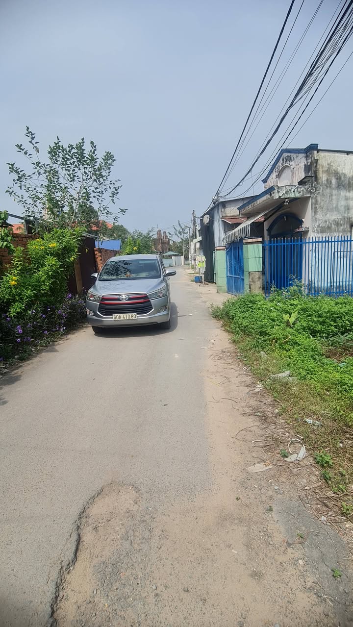 Đất nền Lê Duẩn Long Thành 305.6m² giá tốt - Cơ hội đầu tư hấp dẫn!