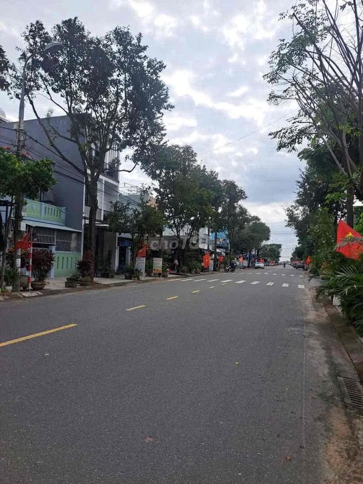 Nhà cấp 4 tại Cao Hồng Lãnh, Ngũ Hành Sơn, Đà Nẵng 110m² - Phong thủy tốt, giá thỏa thuận!