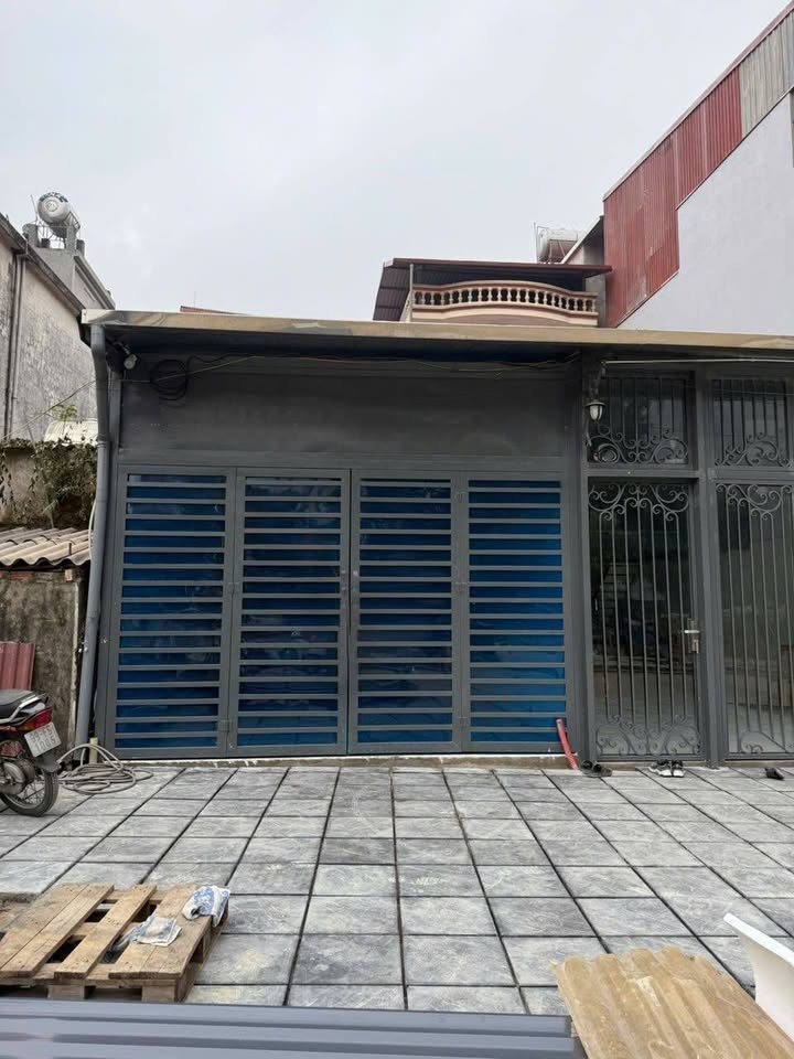 Cho thuê nguyên căn phố Đặng Vũ Hỷ, Long Biên 40m² giá 6 triệu - Vừa ở vừa kinh doanh!