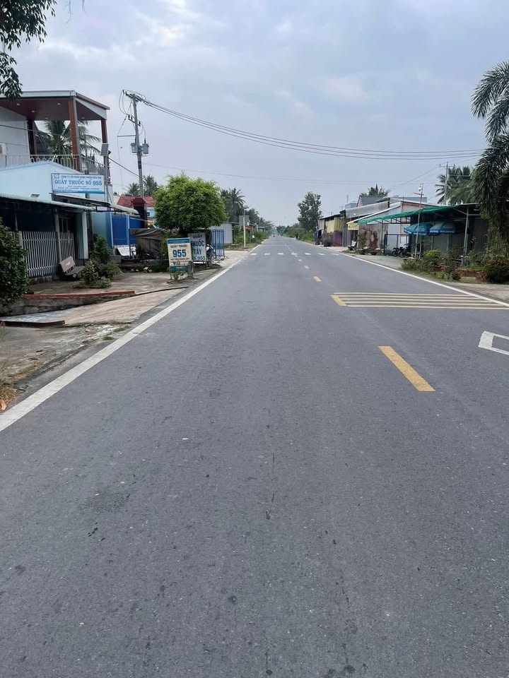 Biệt thự nghỉ dưỡng Mỏ Cày Nam 1082m² giá 4.5 tỷ - Không gian sống lý tưởng!