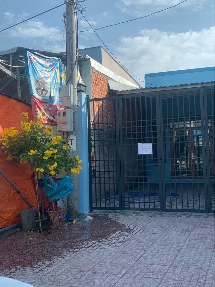 Nhà cho thuê mặt tiền đường tỉnh 870, Mỹ Tho 100m² - Vị trí đắc địa cho kinh doanh!