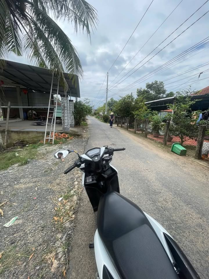 Đất nền thổ cư Tân Thạnh 720m² giá 800 triệu - Sổ đỏ chính chủ, vị trí đẹp!