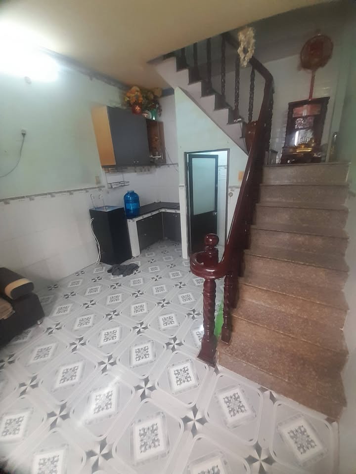 Nhà cho thuê tại ấp 6, Đông Thạnh, Hóc Môn - Diện tích 18m² chỉ 2.5 triệu/tháng!