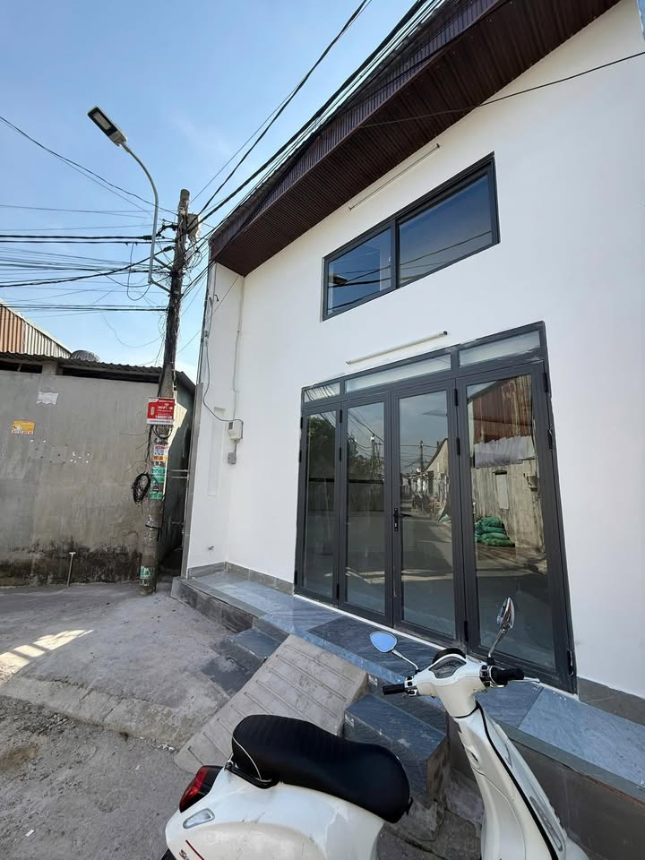 Căn hộ Xuân Thới Thượng 80m² giá 1.65 tỷ - Nhà mới 100% đầy đủ nội thất!