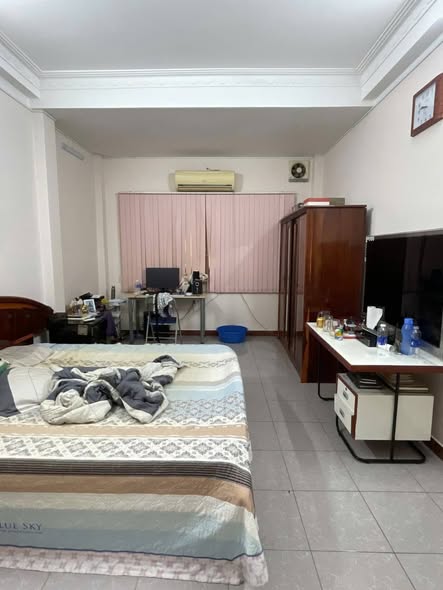 Nhà phố Quận 10 - Thành Thái 109m² giá 29 tỷ - Hẻm ô tô gần mặt tiền!