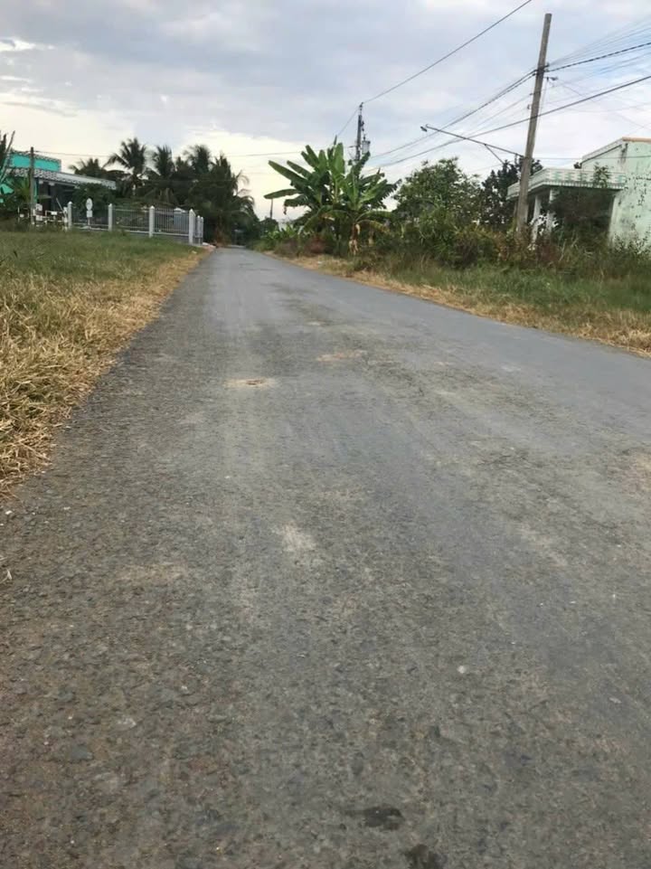 Đất mặt tiền đường huyện 14, phường Bình Xuân, 1295m² giá 2.1 tỷ - Pháp lý rõ ràng, tách thửa dễ dàng!