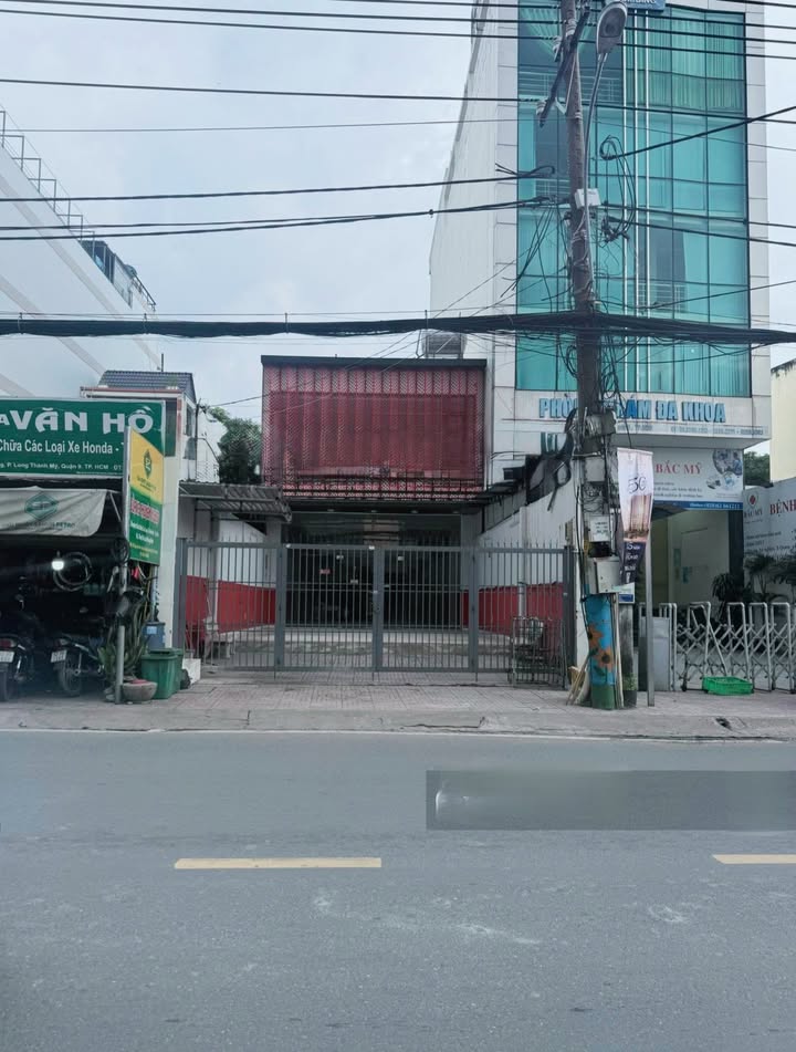 Cho thuê mặt tiền Nguyễn Văn Tăng, Thủ Đức 280m² - Vị trí vàng cho kinh doanh