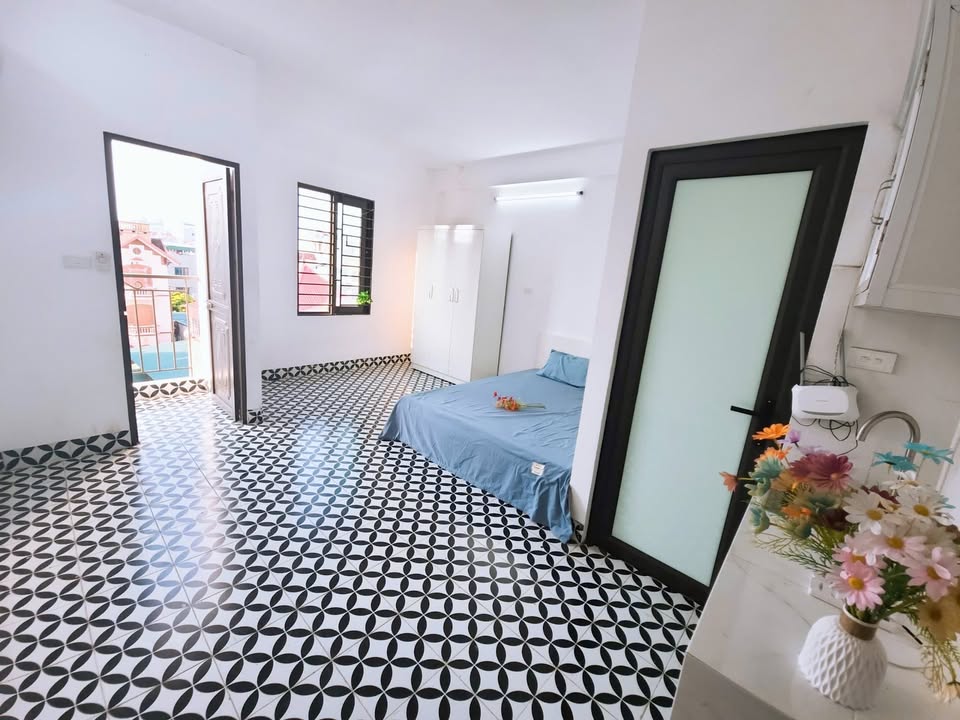 Căn hộ cho thuê tại 180 Phú Thượng, 35m² - Giá chỉ 3.6 triệu/tháng!