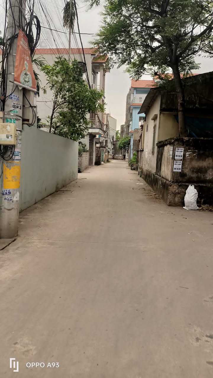 Nhà 2 tầng kiên cố tại xã Tự Nhiên, Thường Tín 248m² giá 2 tỷ - Sổ đỏ đầy đủ!