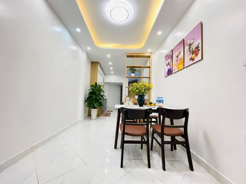 Nhà đẹp Đội Cấn, Ba Đình 26m² giá 4 tỷ - Sẵn sàng vào ở ngay!