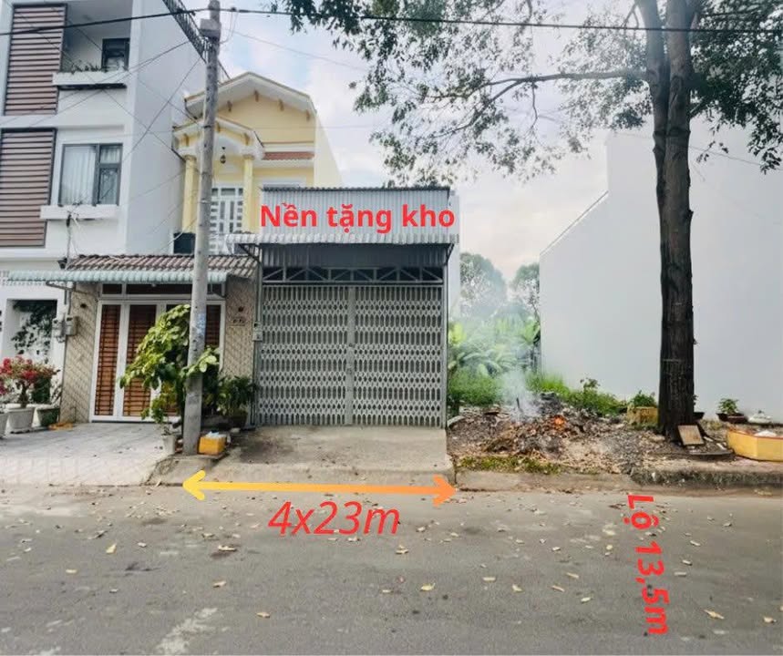 Đất nền đường số 11 KDC Diệu Hiền, 92m² giá 2.78 tỷ - Tặng nhà kho trên đất!